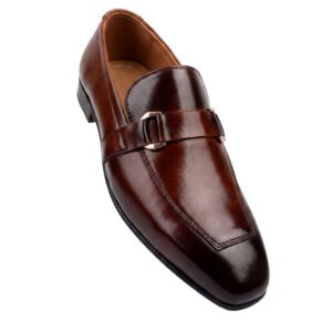 Chiselled-Toe Buckle Loafer